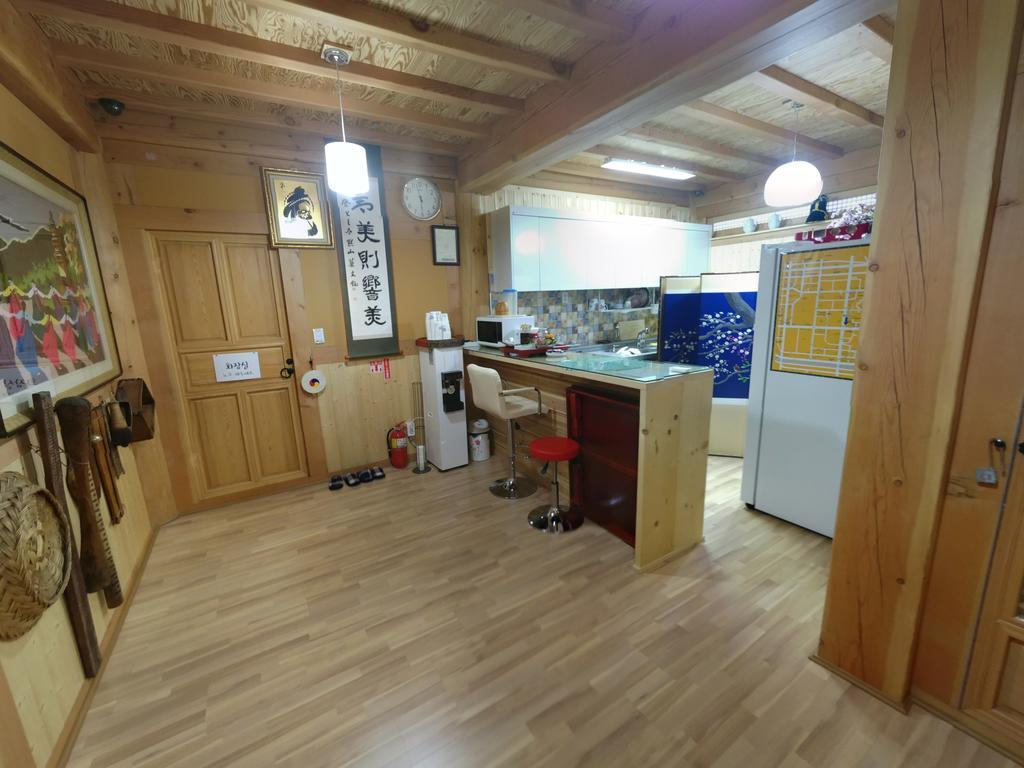 Hanok Guesthouse Jangsoo Jeonju Buitenkant foto